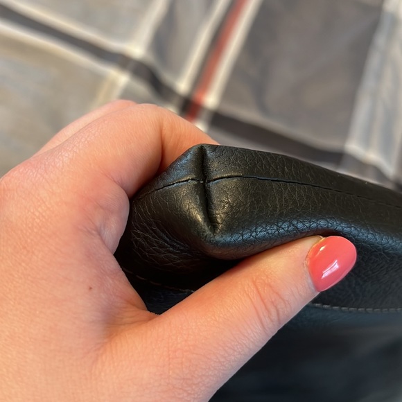 Ladies Leather Fossil Crossbody Bag! - Picture 4 of 12